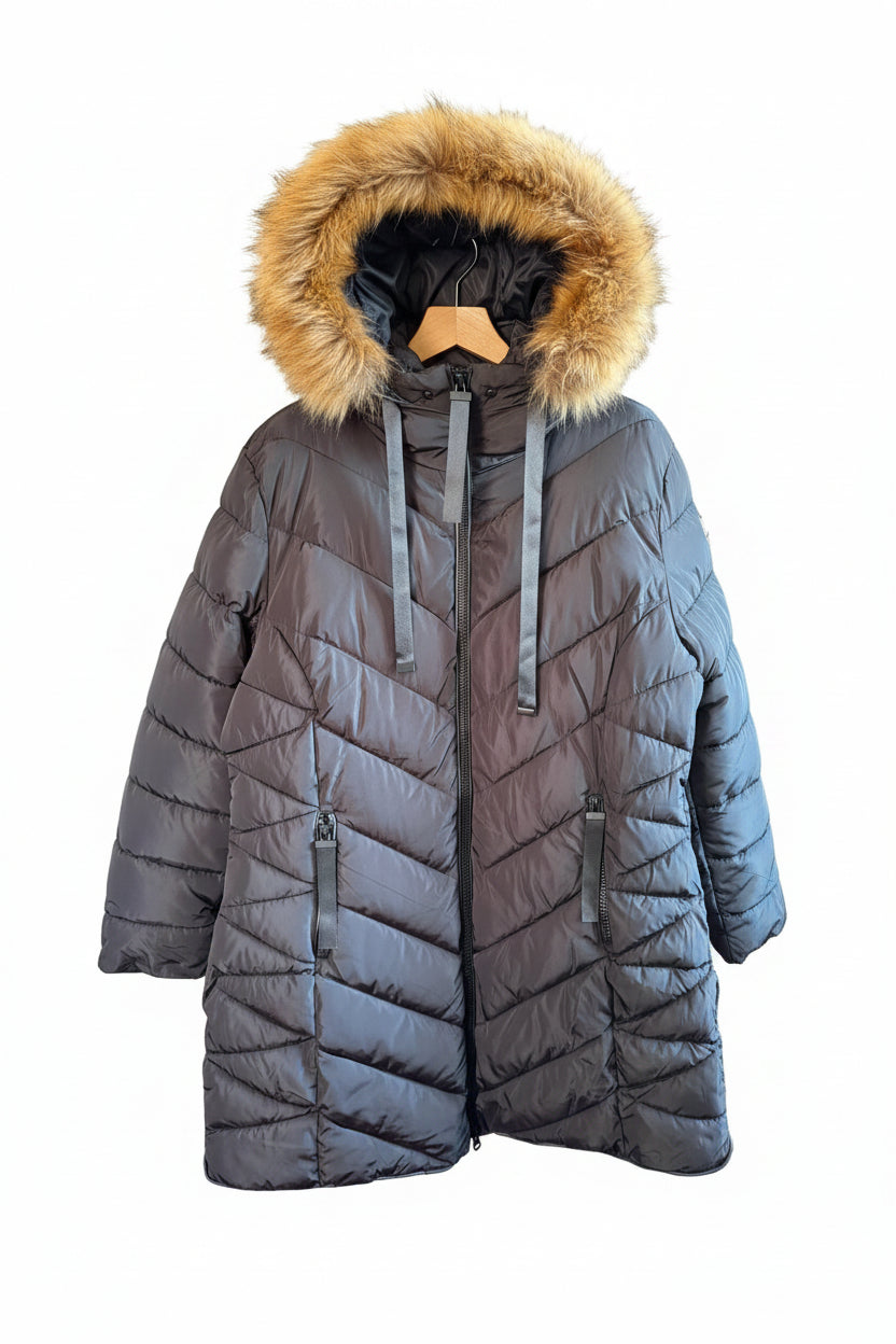 PIUMINO MEDIO CON CAPPUCCIO FLYOUT MIDRESS