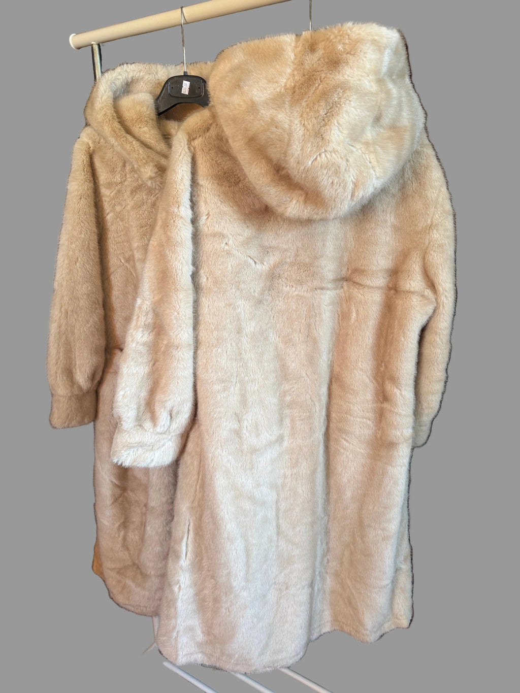 eco pelliccia bianca